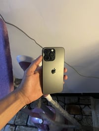 ١٦ برو ماكس • ذاكره ٢٥٦ • بطاريه ١٠٠