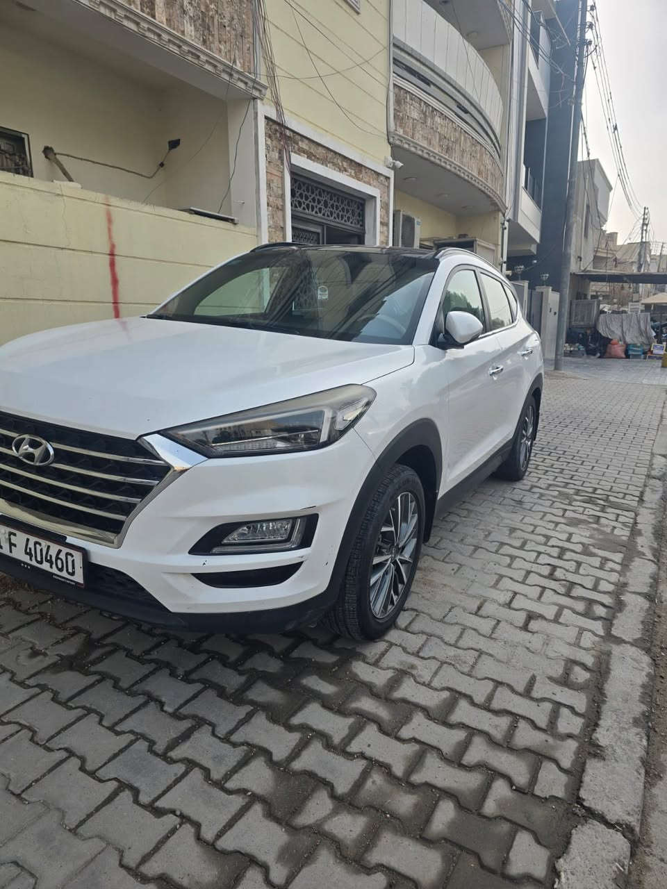 السلام عليكم  توسان 2018 خليجي فول مواصفات -بصمة - بانوراما  سيارة جاهزة متصرف عليها -  مكانها بغداد شهداء البياع او الكرادة   السعر 195 وبيها مجال صاحب السيارة ‭          ‭0790 187 9392‬.
