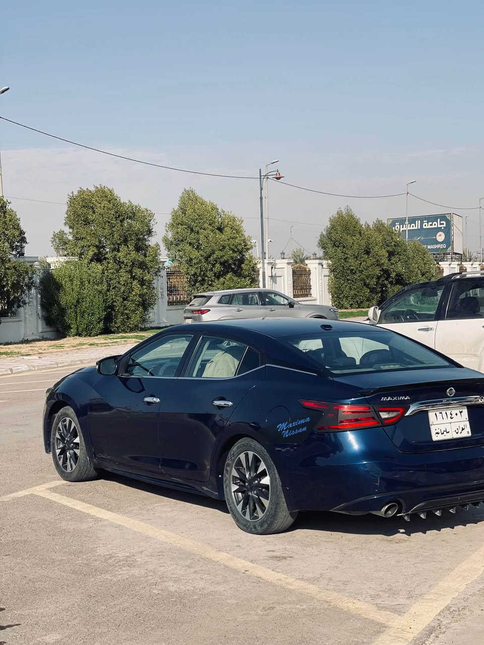 نيسان مكسيما ٢٠١٨ للبيع او المراوس حسب القناعه 
وميهم اغلى او اقل بلسعر 
رقم سليمانيه ب اسمي تحول او وكاله موجود 
فول على الفتحة 
نضامين قياده
محرك ٦ 
كير ٨ نمر  يعني كلش اقتصاديه 

حادثها سرقه بدون ضربه بدون صبغ بدون ايرباك 
سياره صدرها نص عمر واذاين مكينه 
عدا هذا كله جاهز 
كير مكينه تبريد ثلج 
تدفئه كهربائيات
 
عدى المذكور ماتصرف ربع 

السعر ١٤٥ وبي مجال قليل للشراي 
مكاني اعضميه 

للاستفسار اكثر ع الخاص او الاتصال على 
*********** فقط واتساب بغداد, العراق
