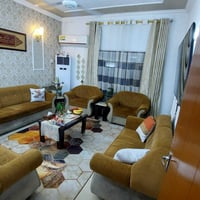 طقم ١٠ مقاعد • نظافة ٧٥٪