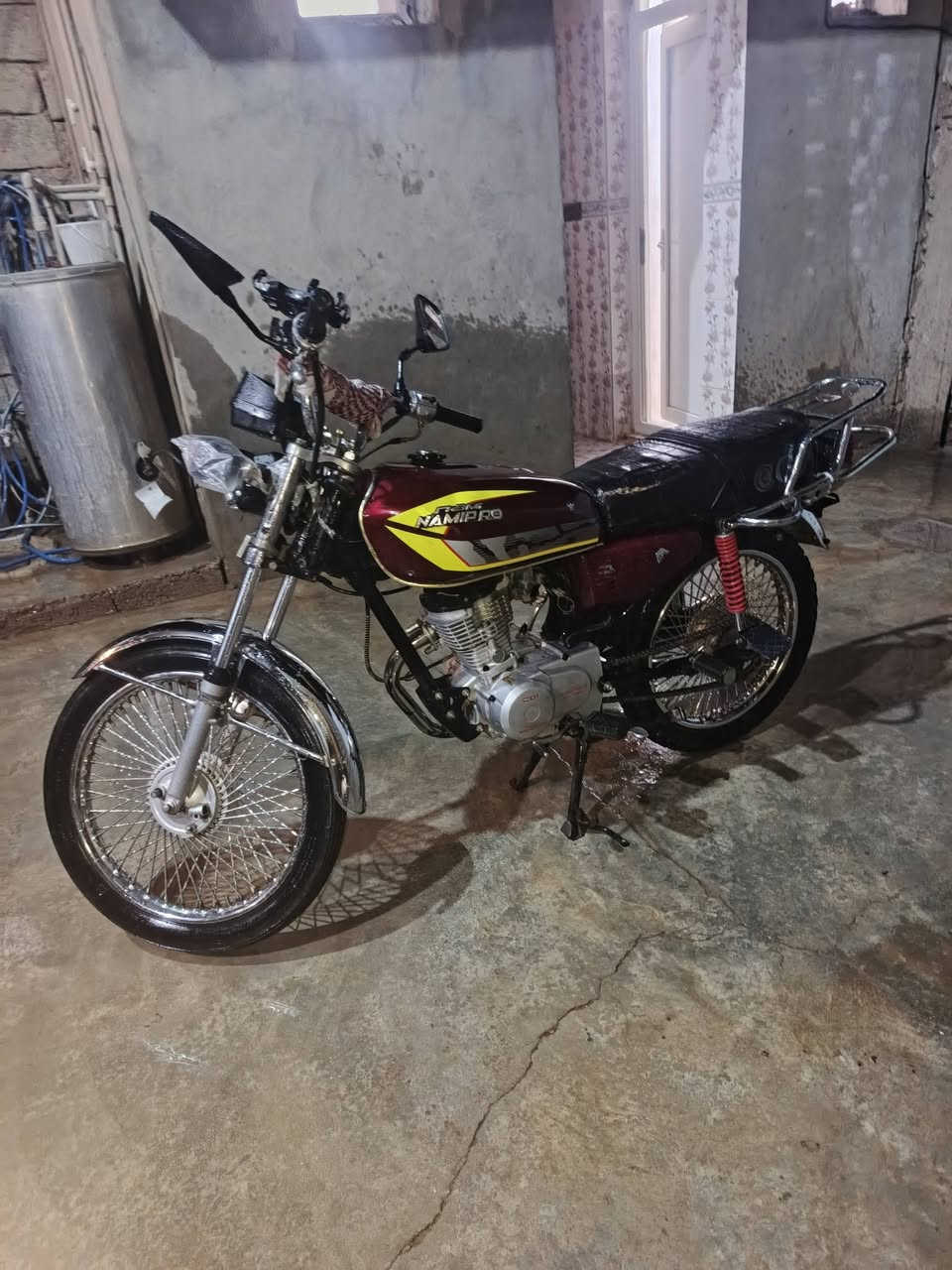 السلام عليكم مطور 4كير نامي برو موديل 19 نضيف محرك مفتوح مبدل بس ولفات السعر 400وبي  ***********
