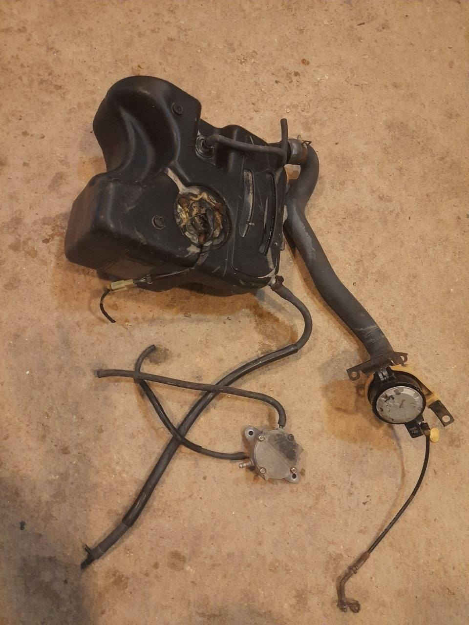 سلام عليكم تانكي للبيع مال كامكو تفصيخ اصلي ياباني مو تجاري قيم وخذ رقمي *********** واتساب
