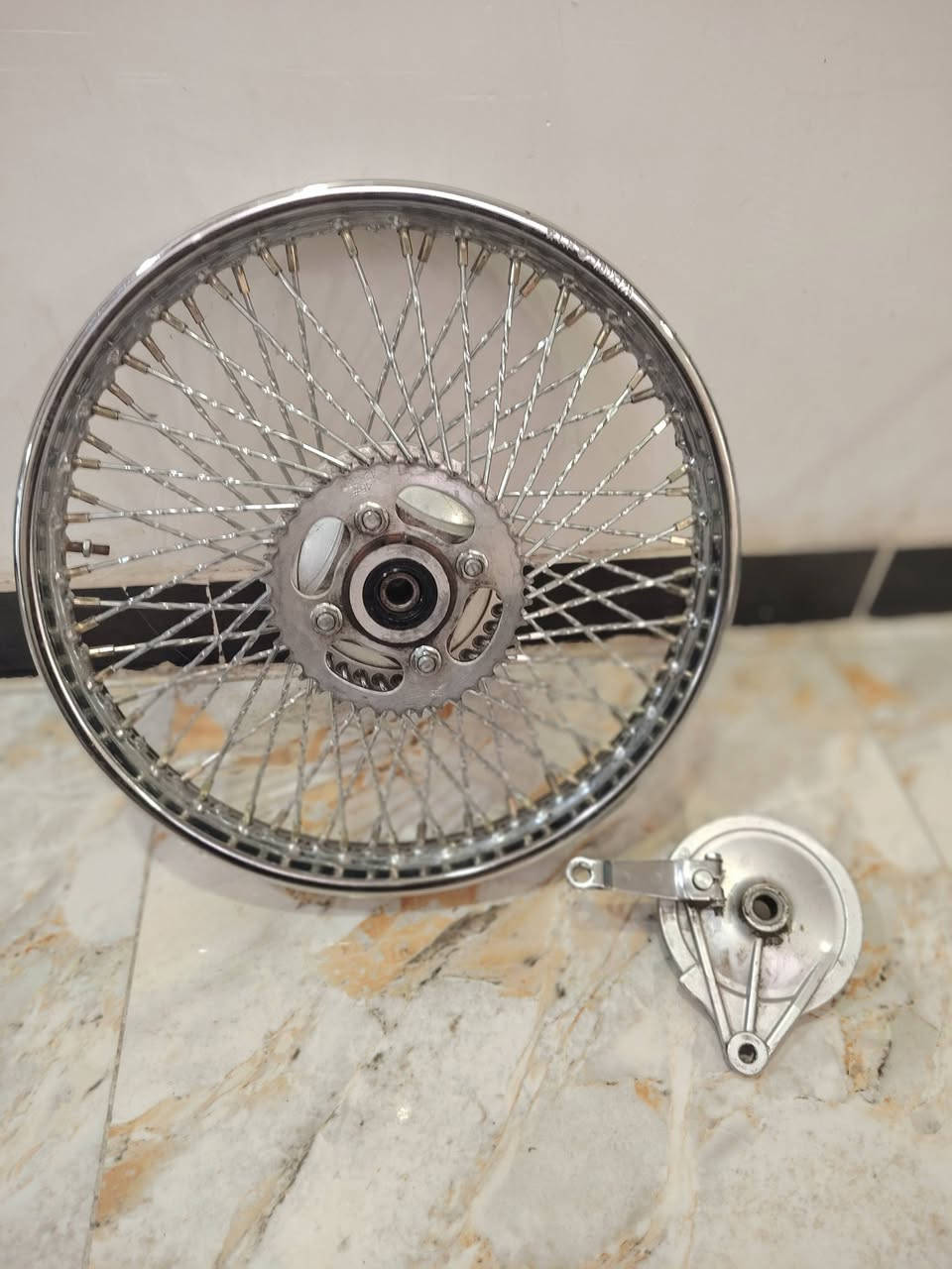 ويل يراني ٤ كير لبيع كامل نظيف
ستخدام مرة وحدة سعر ٣٠ مكاني بغداد
***********
