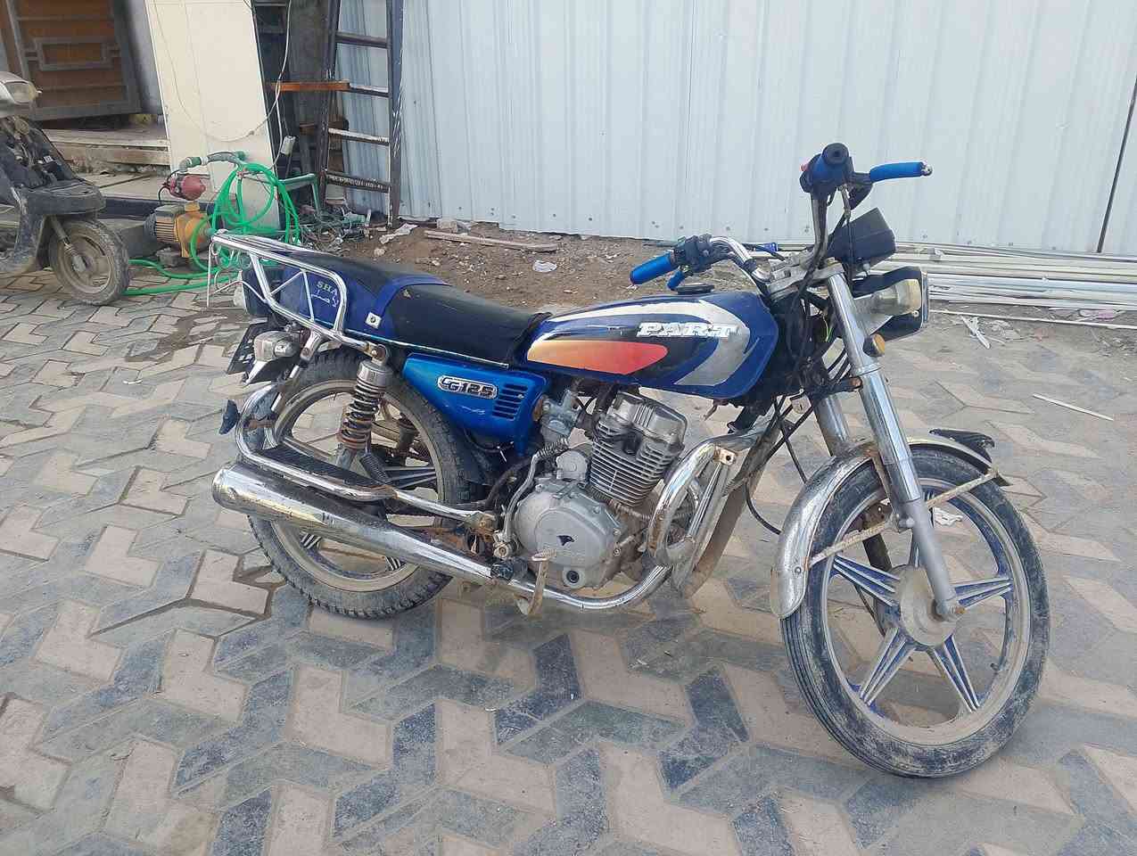 بارت اوراق
ناصريه مركز 

السعر 675

***********
