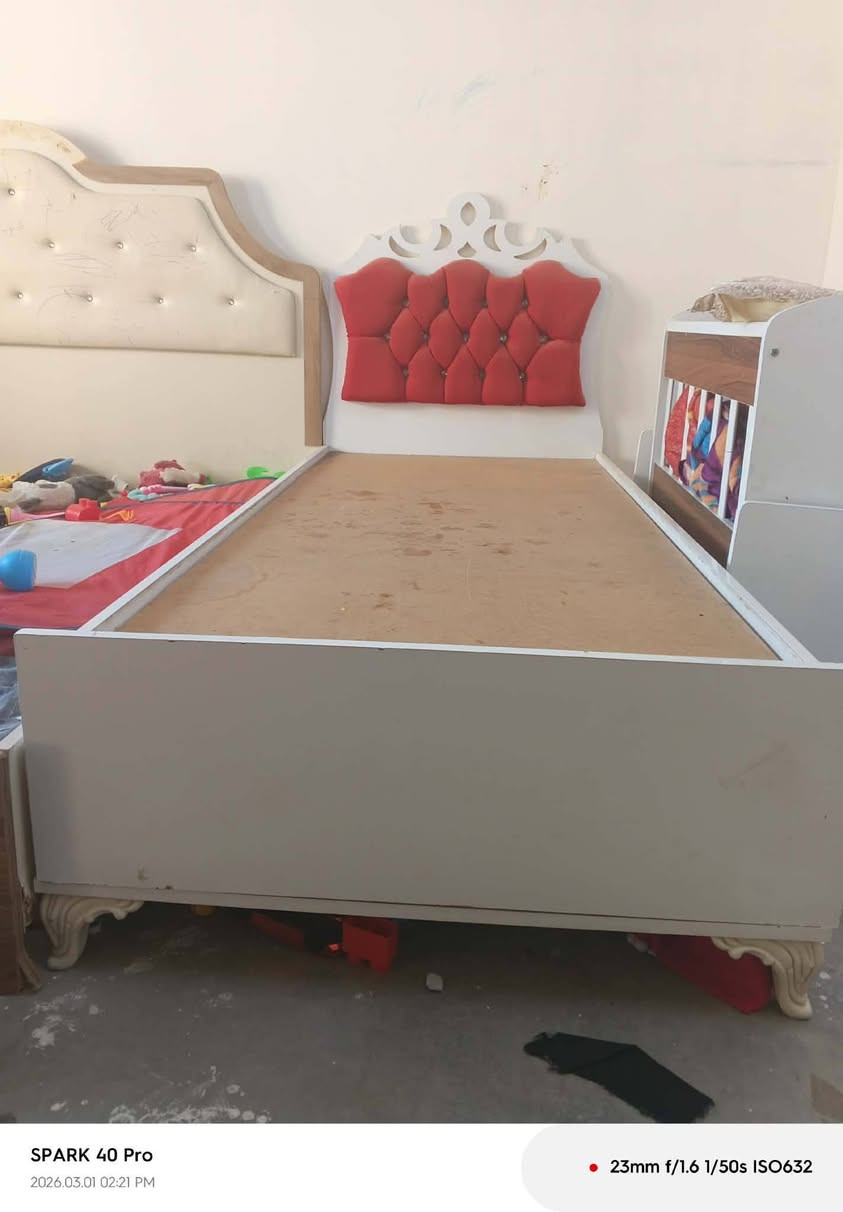 مكان واحد  سعر طباخ ٥٠ وسعر جربايه ٥٠ شراي راسلني خاص


**إذا كنت صاحب هذا الإعلان وتريد حذفه لأي سبب، رجاءا أرسل رسالة إلى الدعم الفني**