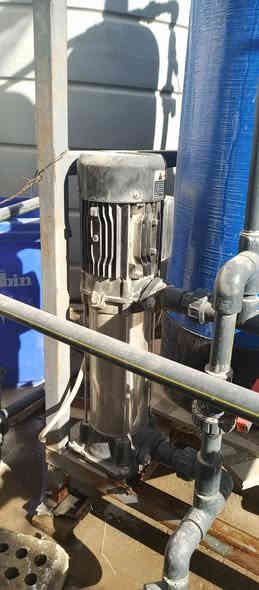 منضومة ماء ارو مواطير ايطالي 
2 متر شغالة كاملة مع ثنين تانكي 
8000 لتر و 5 الف لتر للبيع للاستفسار *********** اتصل او وتساب السعر بي مجال للشراي مكاني نجف
