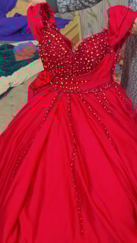 بدله حنه • مقاس ٤٠ • قابل للتفاوض