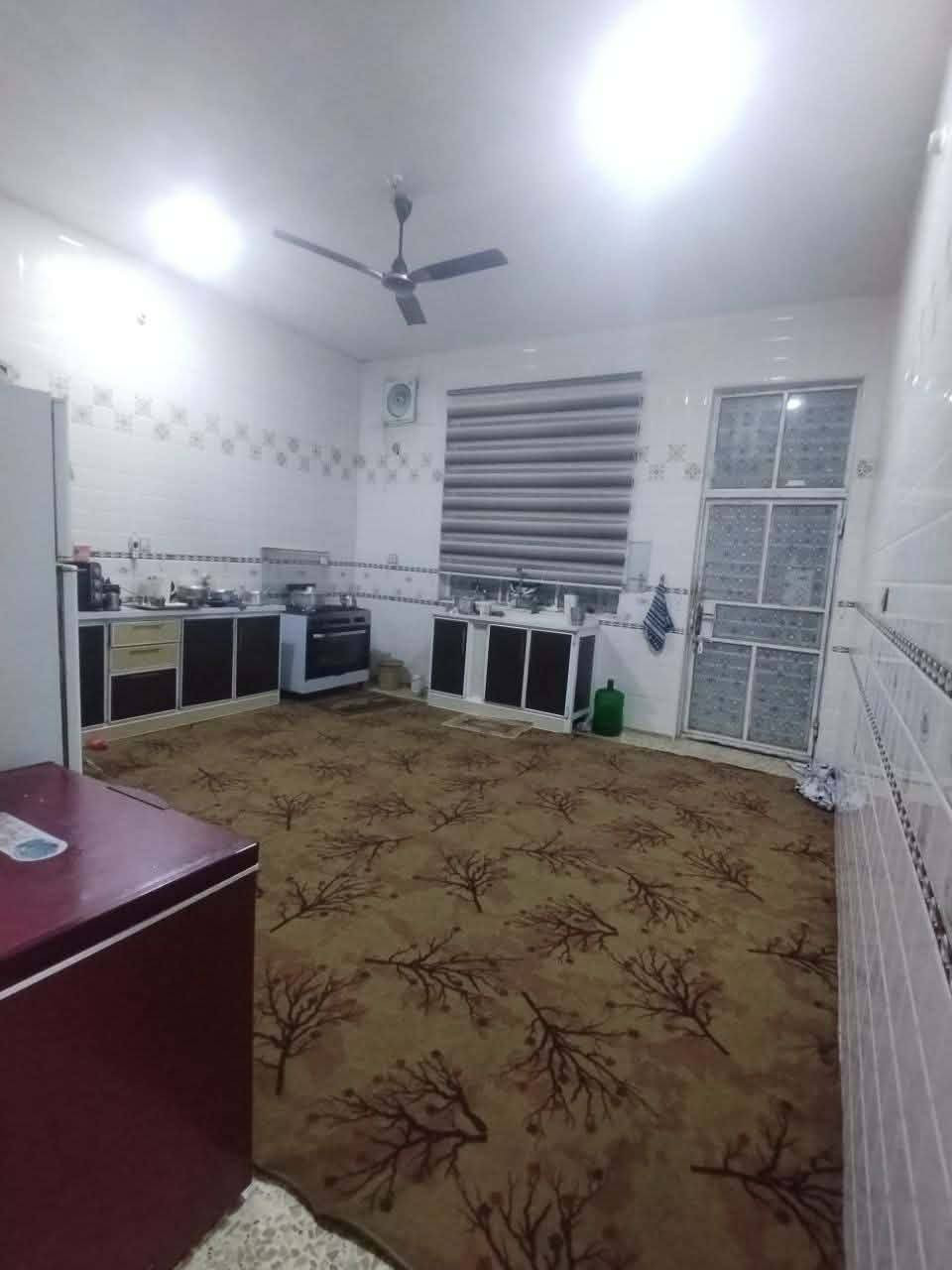 بيت طابو زراعي سند 25 ملحق حي الحوراء الزراعي مساحه 480م يتكون من غرفتين وصاله ومطبخ وهول واستقبال صيحات داخل وخارج وخدمات كامله للاستفسار ***********
