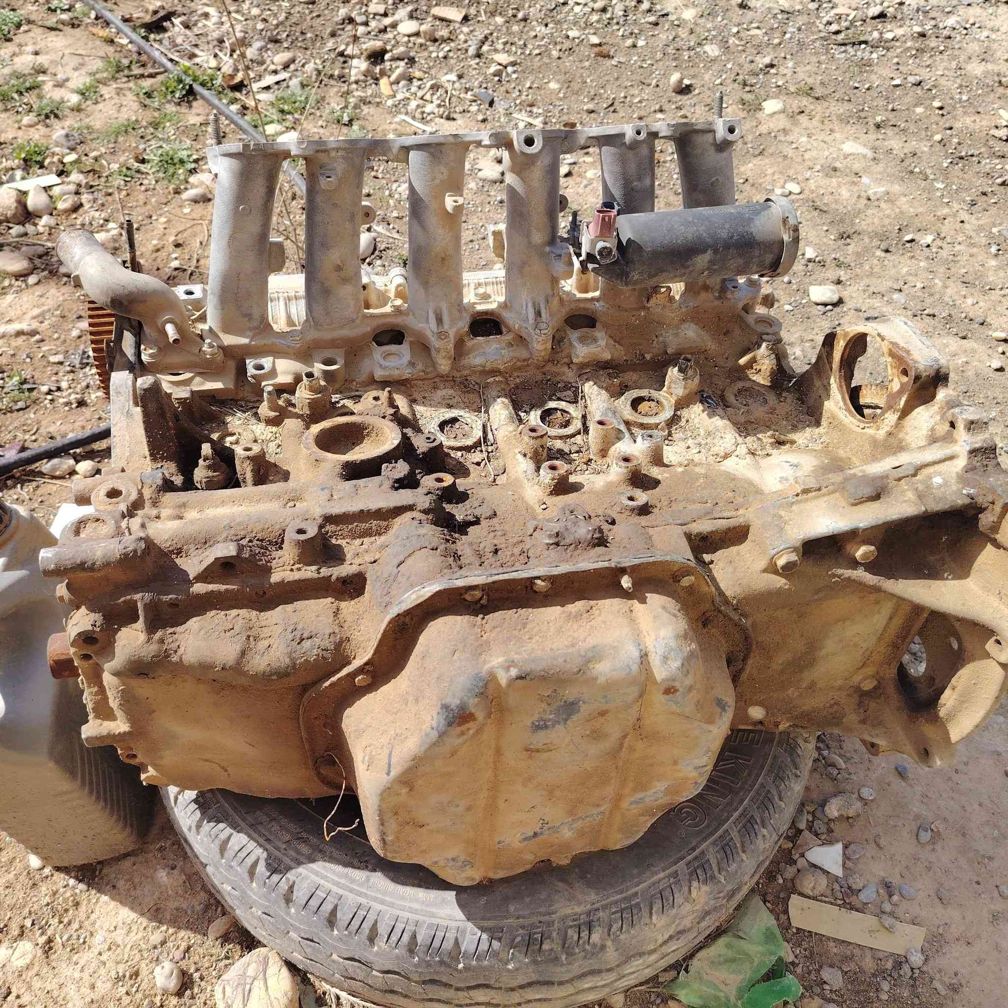 سلام عليكم مكلف بل نشر يمي محرك بطه 2500بي صوت بيرن سعره 250وبي مجال قليل الشراي يتصل عل رقم *********** بيع مستعجل
