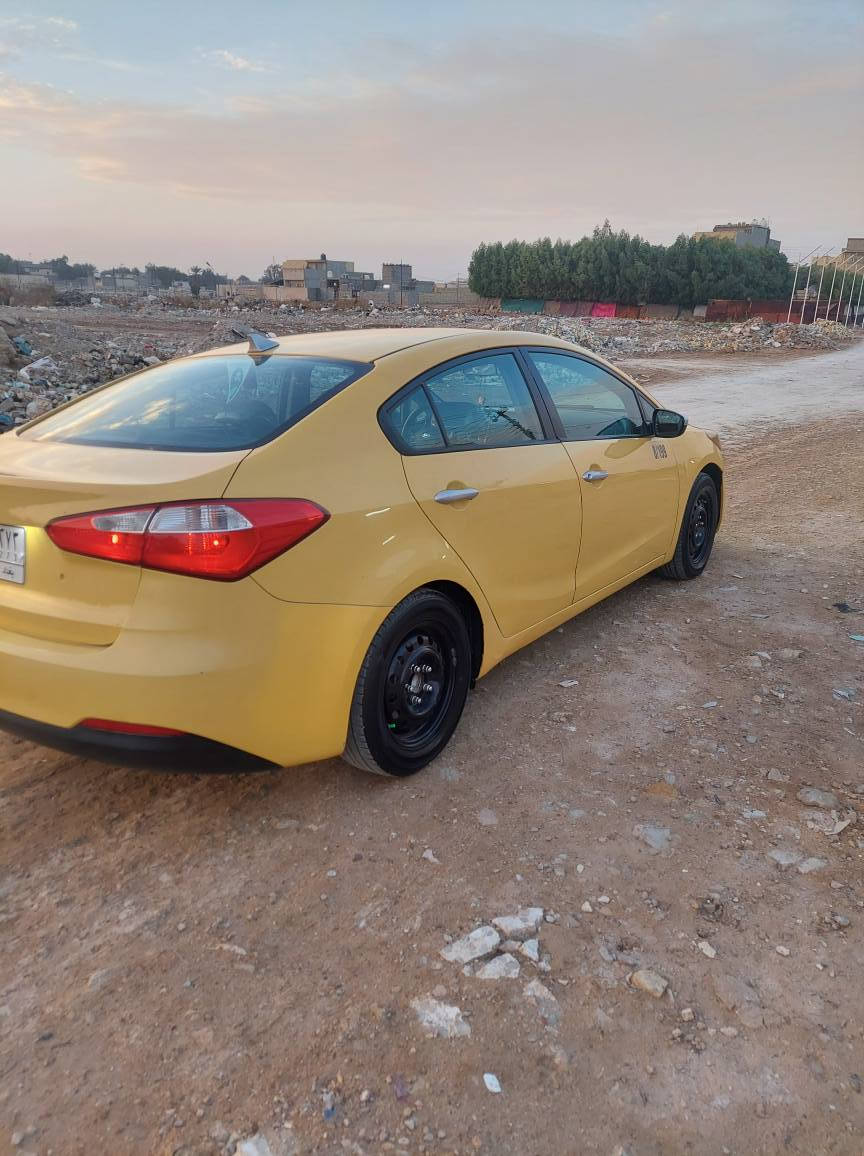 السلام عليكم كيا فورتي ٢٠١٥ تكسي بسمي سنويه ٢٠٢٨ رقم بغداد مشروع وطني حادثها بل منشور سياره جاهزه كبل للشارع مكاني بغداد سعرها مناسب خابره على الرقم ***********
