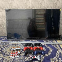 غراض للبيع شاشه حجم 50 جديده و يدات مال بلي فور 7 يدات كلهن شغالات ولا...