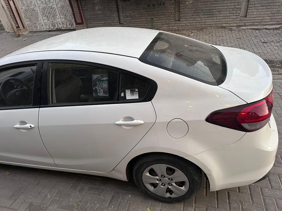 سيراتو 2017
ماشية 105.000 

مكينة 1600

رقم اربيل 

بيها فقط جاملغ مصبوغ  الي ماشر علية

*********** 

بغداد السيديه  

132$
