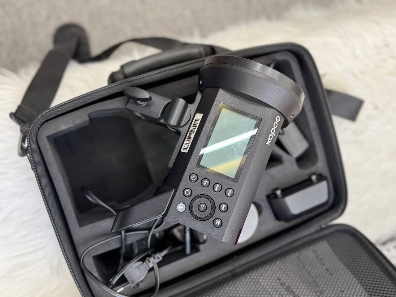 للبيع كاملات حتى سوفت والتريكر مراسله خاص أو ***********
