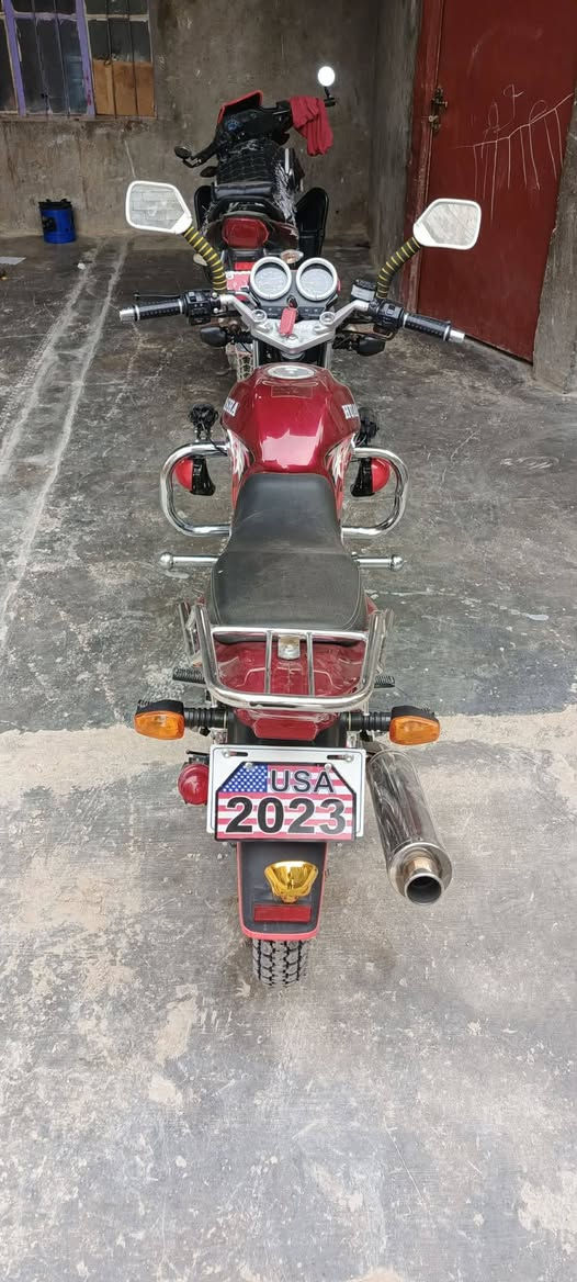 سلام عليكم 
شباب دراجه هايوشه مديل 23 جديد اخو شركه للبيع المكان العبيدي بصمه سويج ورقه وحدة ويا الشراي يتصل *********** ويدلل ادمن حب
