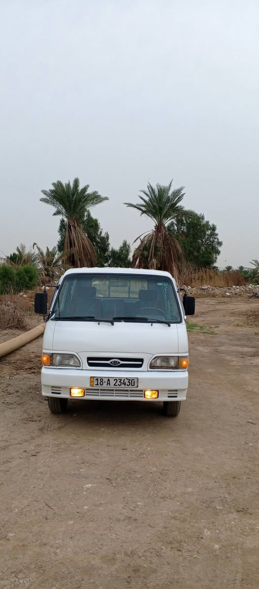 السلام عليكم كيه بنكو دبل قماره للبيع موديل 96 السياره مكفولة كير محرك اكسل شاصي كهربائيات كلهه شغاله سنويه لل30 تخم تاير السياره جاهزه السعر 62 وبيه مجال المكان بابل الرقم //***********
