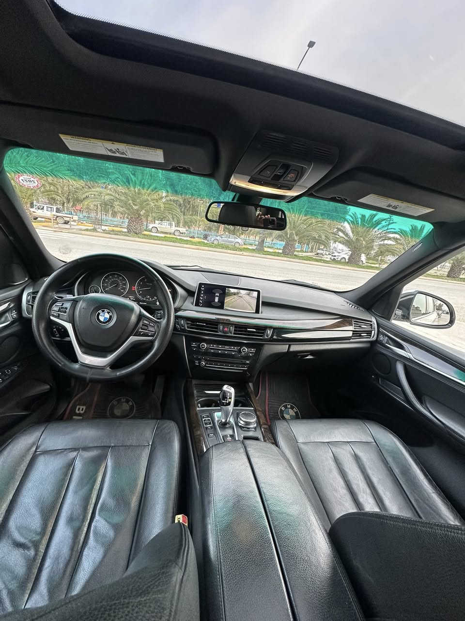 سلام و عليكم
BMW X5 2017 Xdrive35i
بى ام دبليو موديل ٢٠١٧ ((المحرك مرغــوب N55))
٦ سلندر توربو وارد امريكي فول مواصفات رقم سليمانية بسمي مواصفات سقف بانوراما بصمة حساسات اماميةو خلفية كشنات كهرباء تدفئة جلد كاميرا مود درايف سبورت او ايكو برو او كومفورد
محرك و گير مامفتوح بشرط بدون خلل بدون فتح
سيارة الجنطه خلفية مبدل نفس للون بدون صبغ فقط بيها شوية صبغ  خمس اصابع  بالبنيد بدون دواخل بدون ارباك بدون شواصي كل بشرط السونار موجود بالمنشور
***********
سنوية رقم كلها جديد تحويل مباشر 
طايرات جديد

مكان كلار
للاستفسار رقم
***********

مع تحياتي
