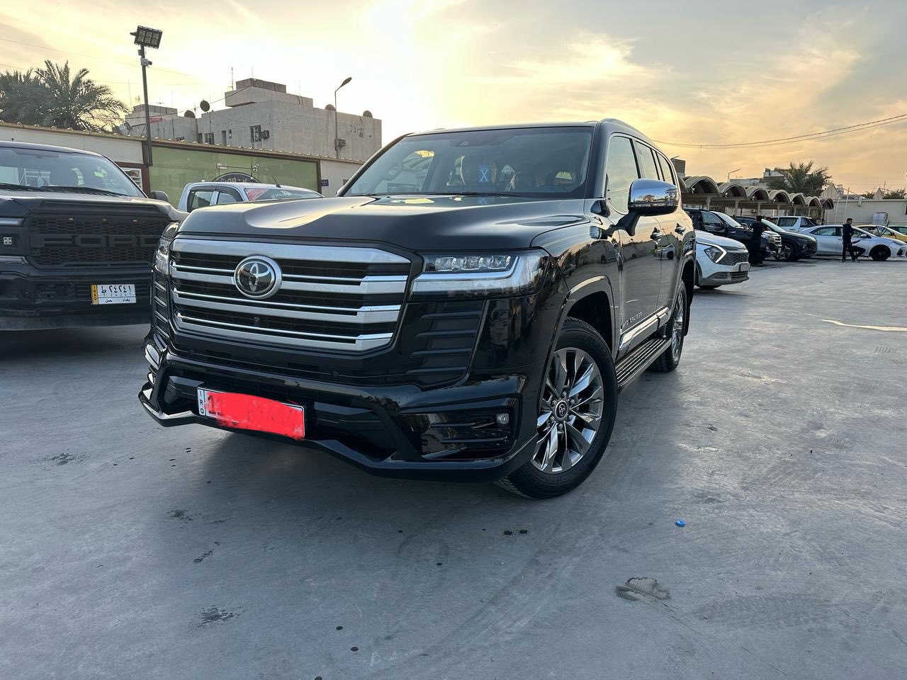 السلام عليكم
البيع لاندكروز 
موديلها ٢٠٢٤ 
مواصفات vx LlMlTED تنفس طبيعي بريم اصلي 
مغلفه ppf سعرها ٢٥ ورقه ضايفه الها
ماشيه ٢٥٠٠ الفين و خمسميه كيلو متر 
رادار تحديد مسار كشنات كلهن كهرباء و تدفاء تبريد 
مواصفات ال vx لمتدد معروفها 
مكاني بغداد
ورقم
***********
