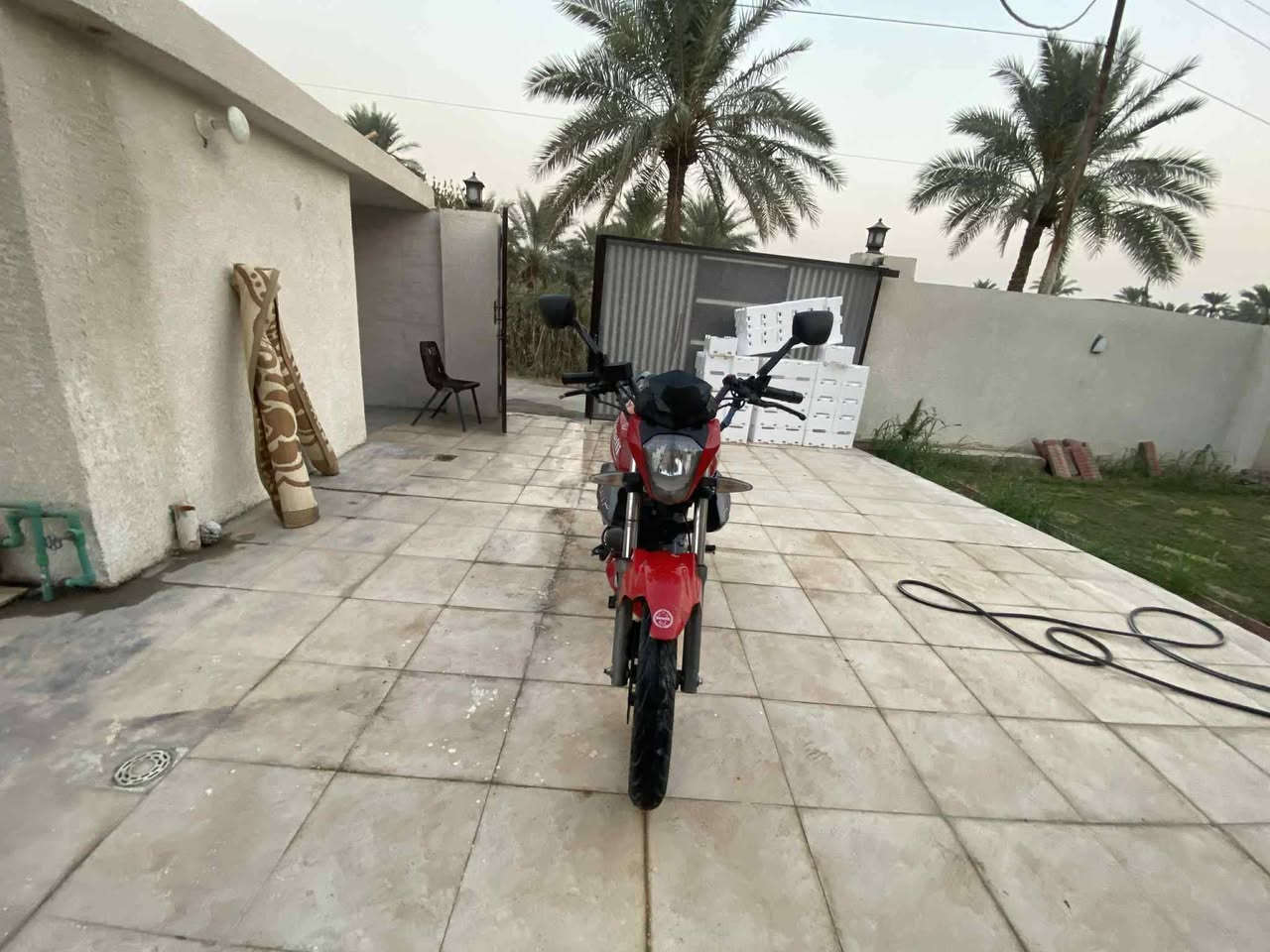 سلام عليكم ورحمه الله وبركاته
شباب دراجه للبيع موديل 2020دراجه نضيفه ومكينه خير من الله ما مفتوحة ول كير مكفول كفاله عامه والدراجه متعوب عليها بس بيها الجاملغ الامامي مكسور اشويه وسعرها 950الف وبيها مجال حك الجيه مكانها بغداد المدائن سلمان باك/اتصال ***********
