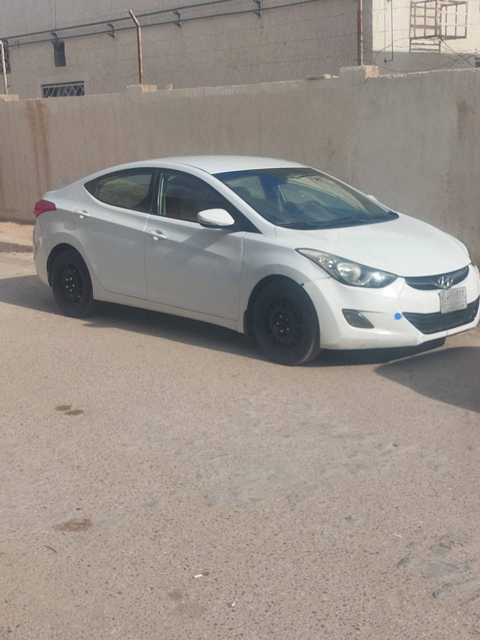 الانتره خليجي ٢٠١٢ سنوية لغاية ٢٠٢٧ بسمي محرك دوش ١٨٠٠ بيه بابين وجاملغ صبغ السعر ٩٠ وبيه مجال الاستفسار ***********
