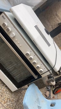 طباخ ايطالي • شافطه نظيفه • يحتاج تنظيف العيون