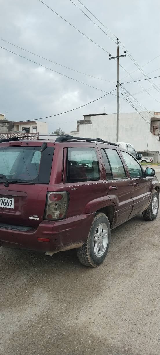 جيب شيروكي موديل 2000 ٨ اسلندر لمتدد فول موصفات دفع رباعي رقم اسليمانيه دولي جديده بسمي السعر ٦٣ وبيهه مجال الشراي يتصل ***********العنوان كلار
