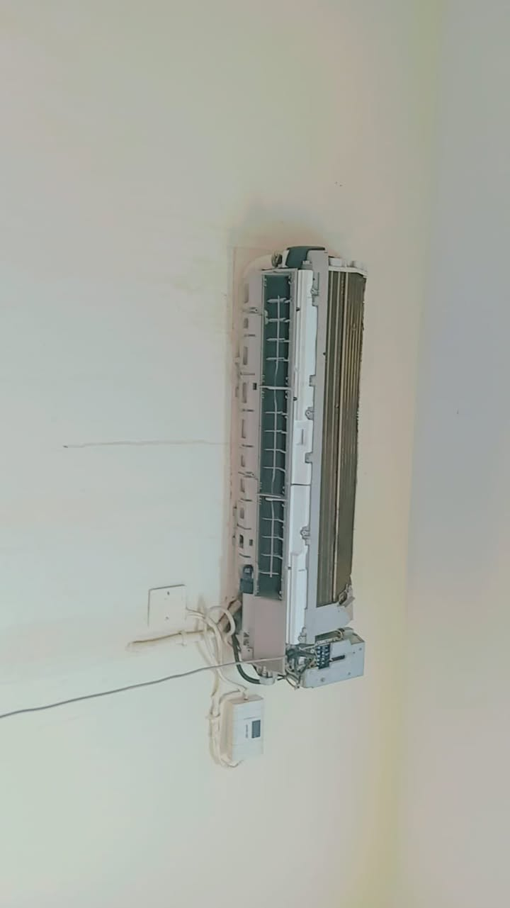 من بعد اذن الادمن
شركة

❄️ Freeze Force ❄️   -

🌬️ خدمة صيانة السبالت بين يديك! 🌬️

❄️ هل تلاحظ ضعف في التبريد؟

💨 صوت غريب أو تسرب مياه؟

📉 ارتفاع في استهلاك الكهرباء؟

📞 لا تقلق! نحن نوفر لك: ✅ صيانة شاملة لجميع أنواع السبالت

✅ تعبئة غاز التبريد الأصلي

✅ تنظيف فلاتر وتعديل الأداء

✅ فحص الكومبريسر والدائرة الكهربائية

✅ زيارات ميدانية سريعة بأسعار مناسبة

🛠️ فريقنا من الفنيين المختصين بخبرات عالية

📍 خدمة متوفرة في [منطقة حي الاعلام]

📆 دوام يومي – اتصل واحجز موعدك الآن!

📞 للتواصل (***********)

❄️ لأن راحتك في الصيف مسؤوليتنا! ❄️
