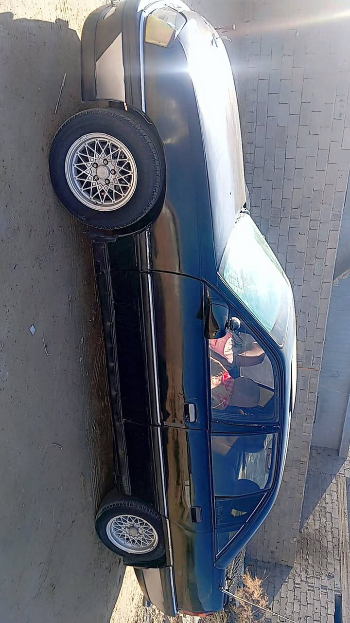 سلام عليكم أوبل للبيع السعر 30 وبيها مجال للشراي رقم انبار وادور بيه مراوس ببرنس مكاني فلوجه لاتصال ***********
