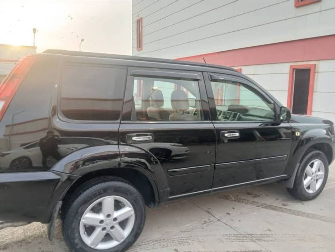 سلام علیکم سەرەتا بەناوی خوای نیسان اکسترایل لۆ فرۆشتنێ 2010یە 4 پستنە دەبڵ ئەکسلە سێیارەکە بەشەرتی گێر و تەبریت و مەکینە و اکسل لۆ سبوغیش دەرکەی سندوقی بشتەوە کەمێک سبوغە وە سەرچامرغی لای سەکنی پشتەوە کەمێک ساردی هەیە سێیارەک زۆر جوانە مارێ فەقیریە لۆ پەیوەندیش برا تەلەفۆنی لۆ ئەوژمارانە بکەن          *********** یان *********** شقلاوة, أربيل
