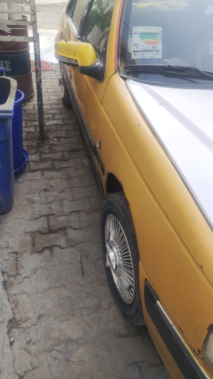 بيجو بارص م 2013 رقم بغداد ألماني محرك وكير مكفولات تخم تاير باتري جديد. حدادية وباور استيرن ومشط مكفولات تخم تاير كهربائيات شغالة ابيع كوم حديد بدون تحويل راعيها بكربلاء الحسينية مااندلهه
سنوية ضايعة بيها اخبار من القاضي 
السعر 15 ورقة نقد او مراوس
***********
