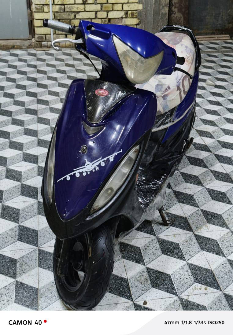 سلام عليكم دراجه جي فور حلوه نكره  سلف نهضه قويه لايت اشاير فتح جنطه مفتوحه ولفات شرط مكينه صافيه ماينسمع له صوت دراجه خير من الله 350 ***********واتساب فقط
