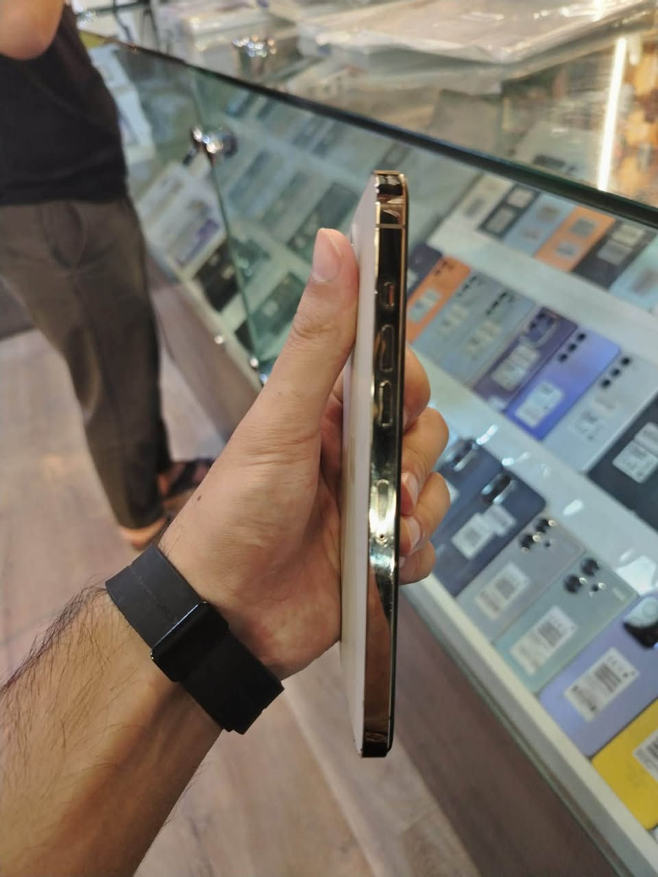 ايفون 12 برو ماكس مبدل شاشه وبطارية وخط طلع بشاشه مراوس بجهاز حسب الرغبة شعندك نزل


**إذا كنت صاحب هذا الإعلان وتريد حذفه لأي سبب، رجاءا أرسل رسالة إلى الدعم الفني**