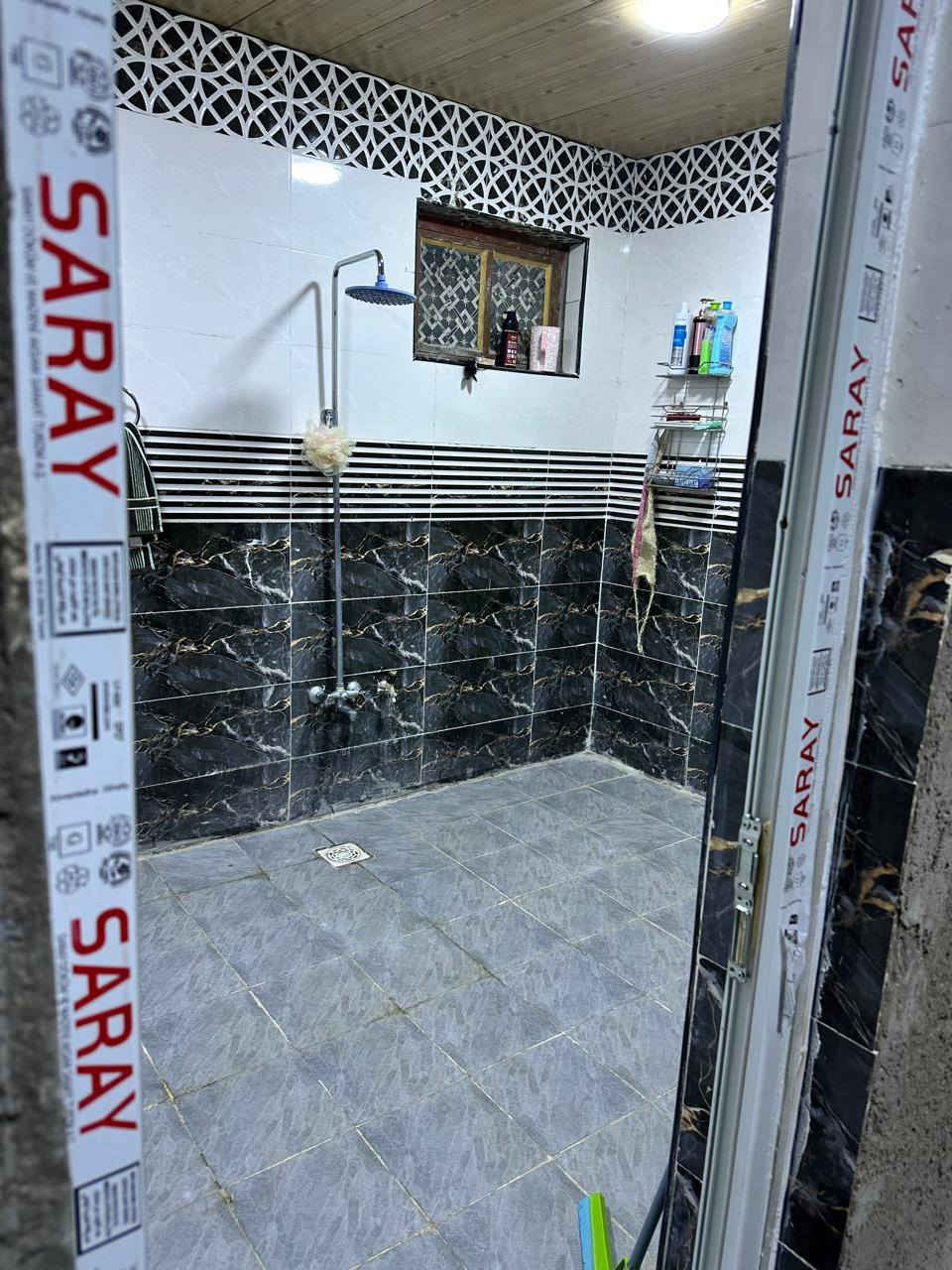 نستمر بالعروض بيت مساحه 600متر موقع حلو ورا مطعم حياوي حي الثقافي بناء حديث طابقين الي يدخلي وعنده عرض غالي ما استقبل عرض مالته شكرا الكم


**إذا كنت صاحب هذا الإعلان وتريد حذفه لأي سبب، رجاءا أرسل رسالة إلى الدعم الفني**