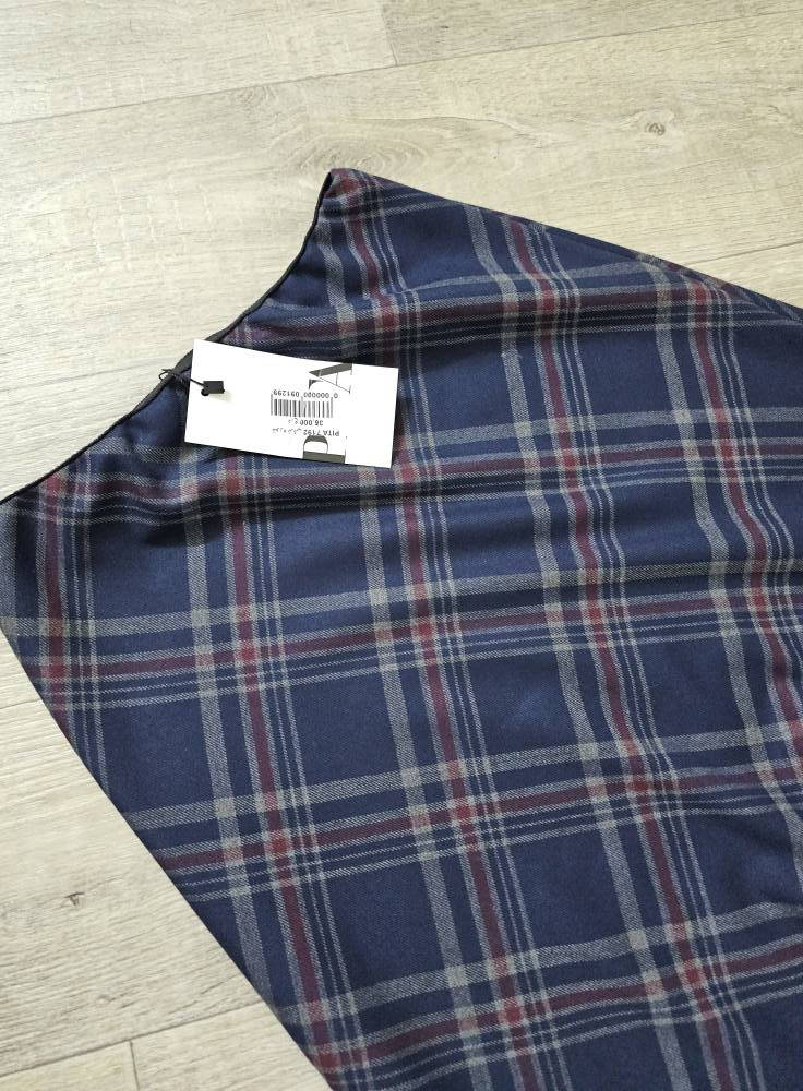 السلام عليكم
قبل شوية وصلتني هاي التنورة الكاروهات كلش حلوة بس اريد ابيعها بسبب القياس  مكتوب ٣٨ بس قالبها اصغير تلبس ٣٦ 
اللي يحب يشتريها يتواصل وياية وراح ابيعها باقل من سعرها


**إذا كنت صاحب هذا الإعلان وتريد حذفه لأي سبب، رجاءا أرسل رسالة إلى الدعم الفني**