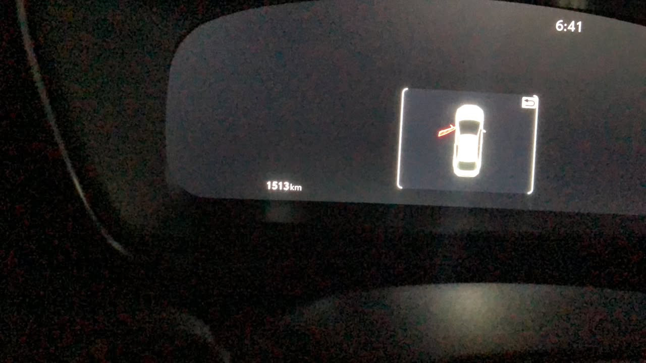 موصفات السياره Sموديل 2025 بغداد تحويل ثاني يوم السعر 170 قفل***********
