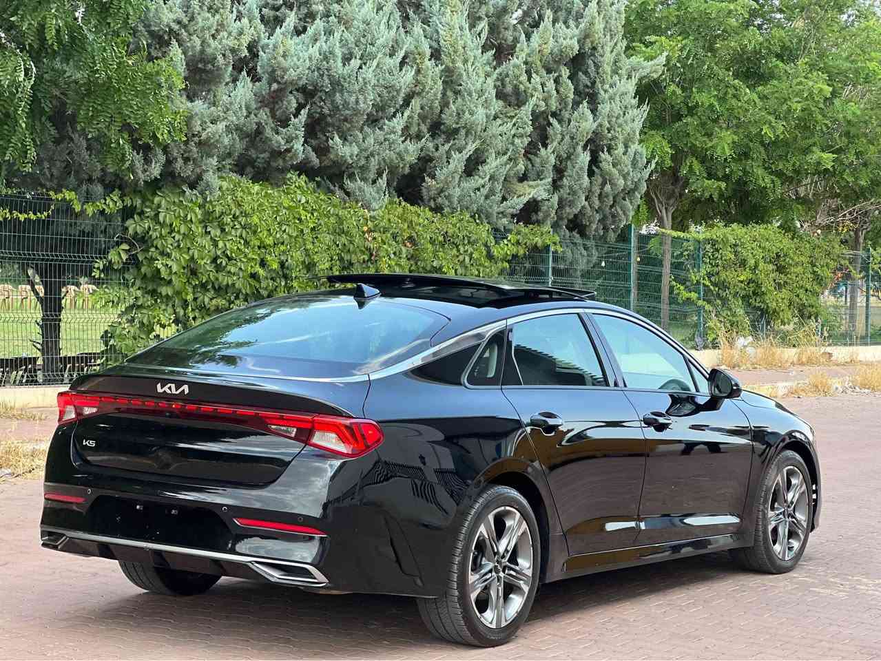 السلام عليكم

Kia.   K5 EX  فول مواصفات 

موديل

2024

ماشيه50000 mi

اللون اسود

مواصفات

شاشه 

كامره

لايت عدسات

بصمه

رادار امامي

رادار خلفي

رادار جانبي

لد امامي خلفي

حساس امامي خلفي

ويل كب

فتح الجام عن بعد

توقف ذاتي 

قياده ذاتيه

تنبيه خروج عن المسار

تحديد مسار 

فول تحكم ستيرن

داخل  اسود

تبريد شاشه بيانو لمس

ترحيب عند الاقتراب

مرايه شفط

صندوق ذكي

تشغيل عن بعد

كشن خزن 

محرك 2500✈️

صور الحادث بالمنشور  سياره بدون صبغ فقط راس بنيد تكحيل 

بجم امامي خلفي كبس شركه

بدون اي دواخل شاصي اللغد والكير والمحرك كلهن مكفولات 

ايرباك ستيرن  برده فقط

صور امريكا بالمنشور

للاستفسار  ***********  

الموقع عقره

السعر 177$

سياره رقم كاتي شرط ترقيم شمالي اكر, نينوى

