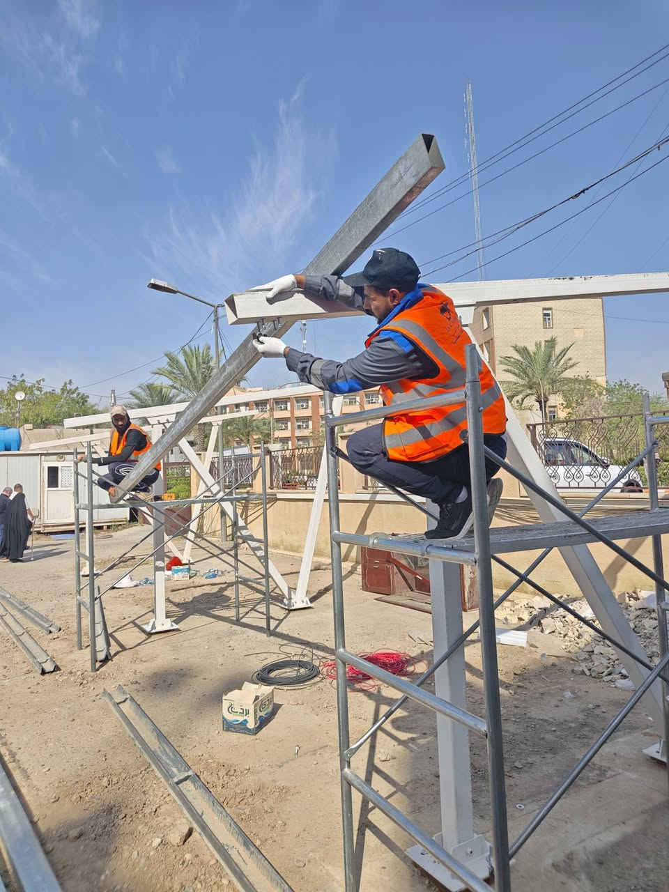 #تنفيذ منظومة بقدرة 70kw 
On Grid & Hybrid 
في وزارة العمل والشؤون الاجتماعية.
#فريق هندسي محترف، يقدم حلولًا عملية بناءً على احتياجاتكم.
#خدمة ما بعد البيع ومعالجة  في الوقت المناسب.
#للتعاقد والاستشارات والتصاميم 
للتواصل معنا.
#الفرع الاول : ديالى- بعقوبة قرب الأسواق المركزية 
#الفرع الثاني: ديالى -بعقوبة تقاطع القدس-مقابل كلية الرافدين
#الفرع الثالث: بغداد -حي القاهرة.
***********
***********
***********
***********
