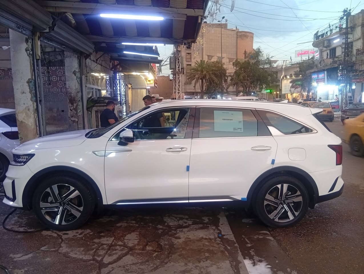 سورنتو 21 خليجي مواصفات معروفة 6 سلندر  ماشية بل 90 بيهة بارد سونار موجود تخم تأير جديد باتري جديد دهن جديد  مكان منصور بسمي 250 وبيهة مجال 
***********
