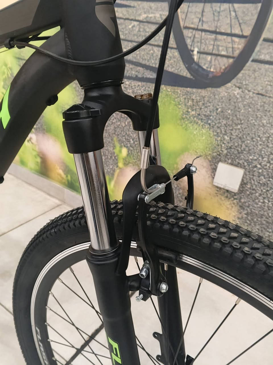 باسكل فلاش v16حجم 27.5 و 26 رجع توفر بعروض قويه وموصفات
فريم انمنيوم بلكامل 
مكينه شيمانو ياباني ضد الصدء 7لخلفية ولامامي3
تايرات كومبس 
دبل تحكم قفل وفتح 
كل هذا وبي عرض فوق 60% توفر في  شركة عجلة الخليج
سعره كان قبل الخصم 315 حاليا 126
عنوان بغداد كراده خارج مقابل سما مول 
توصيل متوفر محافضات وبغداد 
للستفسار واتساب ***********
