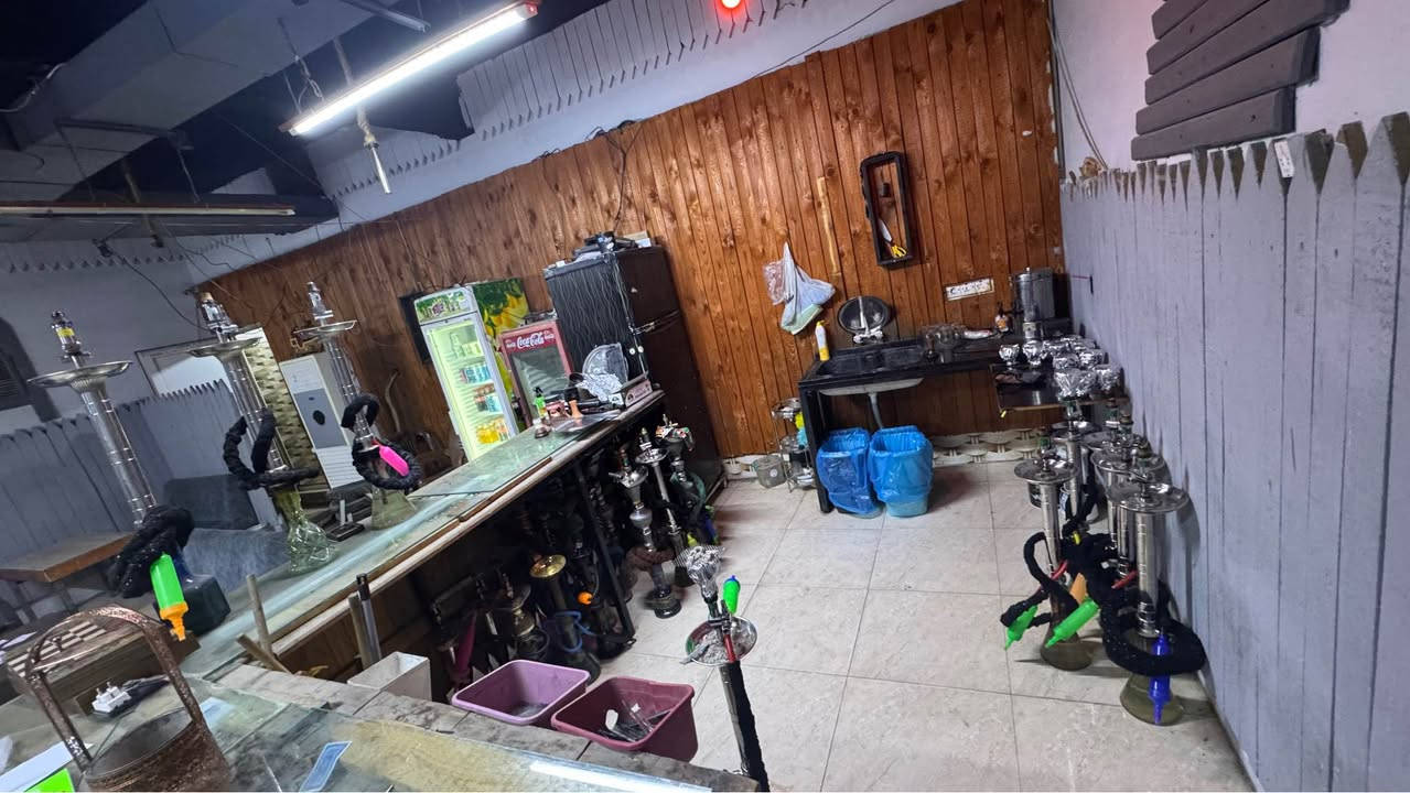 سلام عليكم للبيع – كوفي {بوبجي} جاهزة بكل محتوياتها 🎮💨
✨ تفاصيل القاعة:
مجهزة بألعاب xbox 360 عدد 12🎮
جلسات ونركيلة بنكهات متعددة 💨
ديكور مرتب وجاهز للاستعمال
موقع مميز يجذب الزبائن
📌 العنوان: [كركوك : حي الواسطي مقابيل حديقة فدك]
تواصل رقم هاتف : *********** / ‭0770 963 2894‬
للاستفسار خابر على هذني الارقام                                 
💡 فرصة ذهبية للاستثمار – تستلم القاعة وتشتغل مباشرة بدون أي نقص بيها كركوك, العراق
