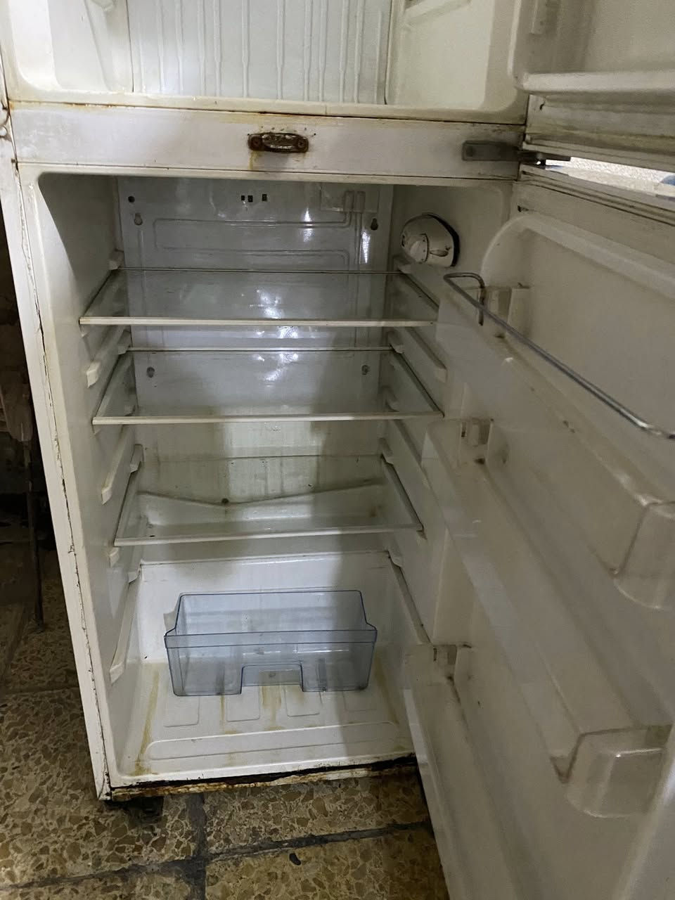 ثلاجة شونك مستخدمة نظافة وسط مكانها حي العامل السوق الاخير
125


**إذا كنت صاحب هذا الإعلان وتريد حذفه لأي سبب، رجاءا أرسل رسالة إلى الدعم الفني**