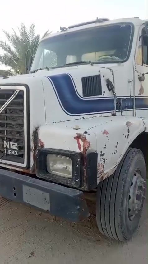 السلام عليكم فالفو كلاب للبيع موديل 82
مكينه سته سوبر كير اربعه في اربعه مكفولات 
شاصي مكفول رقم بغداد تحويل مباشر رقم 
*********** ملاحظه مكلف بالنشر
