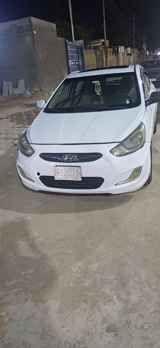 السلام عليكم أكسنت 2015 خليجي  مكفوله من الضربه والتبديل فقط رش خليجي فول مواصفات شاشه كامره تحكم استيرن كامل فتحه ويل كب السعر 90 وبيها مجال مكاني ذي قار قضاء النصر للاستفسار الاتصال 
***********
***********
