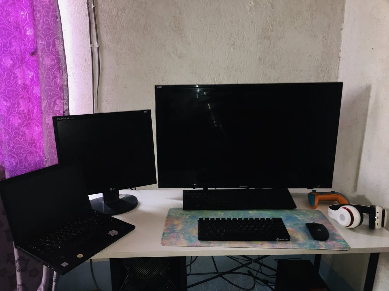 اسلام عليكم تجميعه عله ايدي
المعالج i5 7800
كارت الشاشه 1030gt4+8كيكه من النضام
الهارد ssd256 
الرامddr4 16 كيكه
للبيع معه الطاوله وشاشه واحده 
السعر ٤٥٠ وبيه مجال بسيط  حك الجيه
مكاني النجف الشرف


**إذا كنت صاحب هذا الإعلان وتريد حذفه لأي سبب، رجاءا أرسل رسالة إلى الدعم الفني**