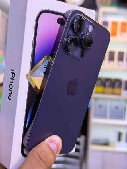ايفون 14 برو دبل سيم كارت وكاله اصلي 
ذاكره 256 بطاريه 90 بلاد نضافه 💯💯 جهاز لا مفتوح ولا مصلح مع ضمان من مركز 5 ايام وين ميعجبك افحص الون مميز البنفسجي ملحقات كامله السعر 520 الف  اقوى سعر 
العنوان بغداد 
*********** رقمي
