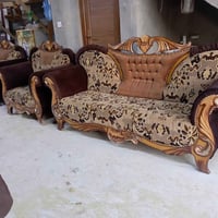 نجارة • ١٣مقعد • ٤قنفات