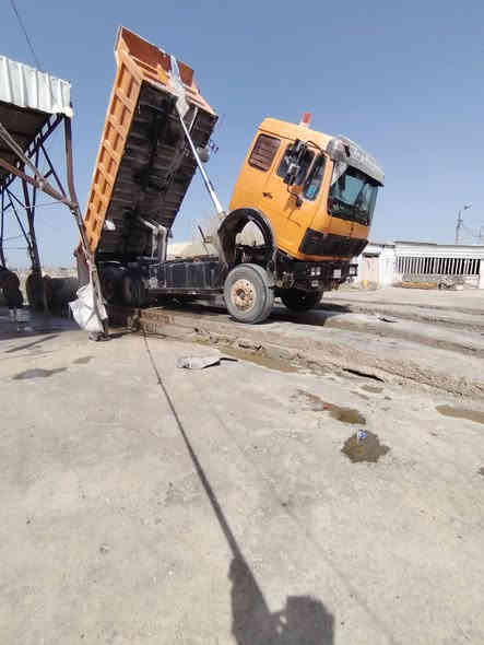 سلام عليكم سياره البي مديل 80 مراوس   كتروز ***********
