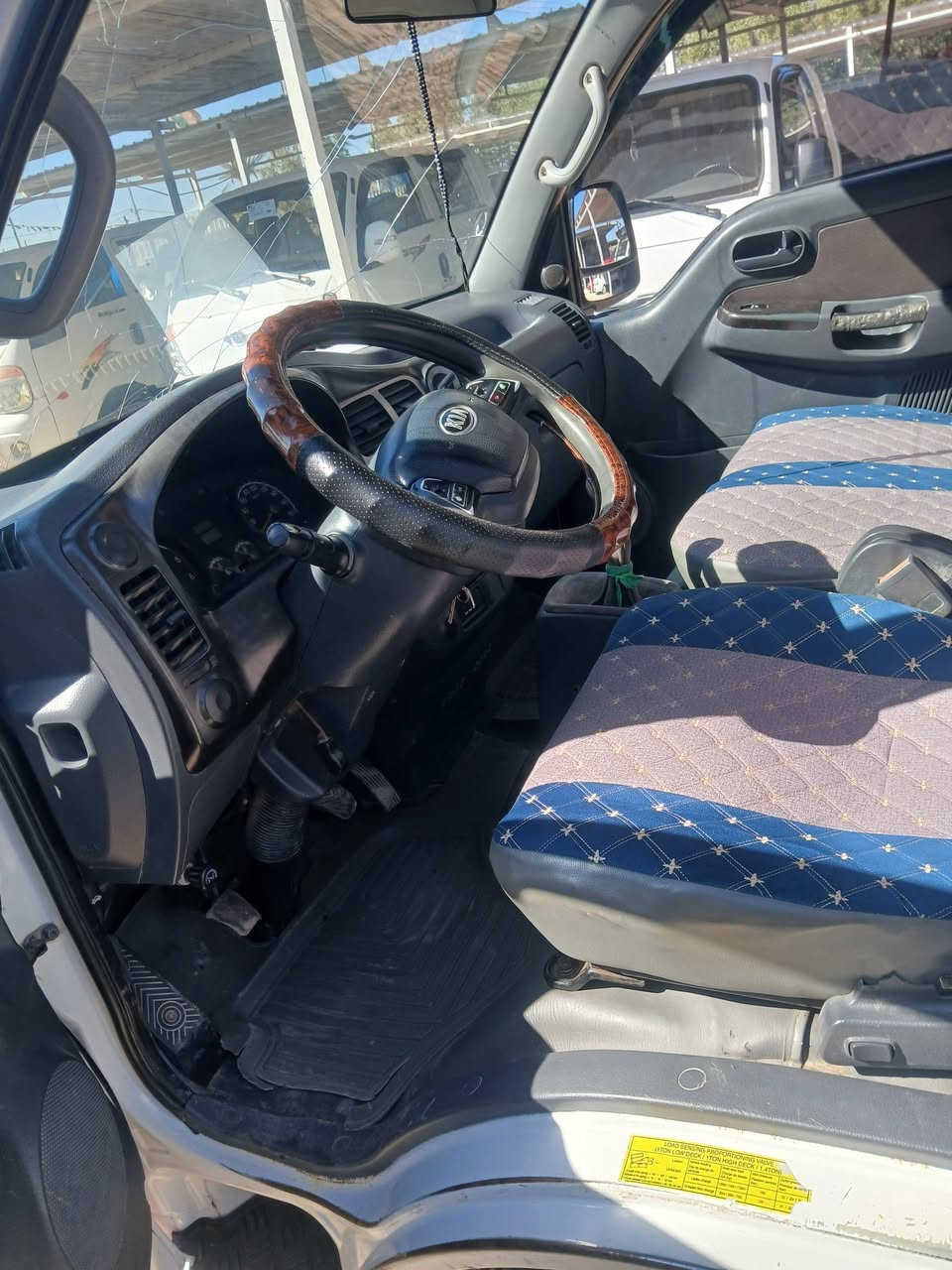 للبيع كيا حمل موديل 2017 رقم بابل   مكان بابل القاسم 
للاستفسار الاتصال بالرقم ***********
