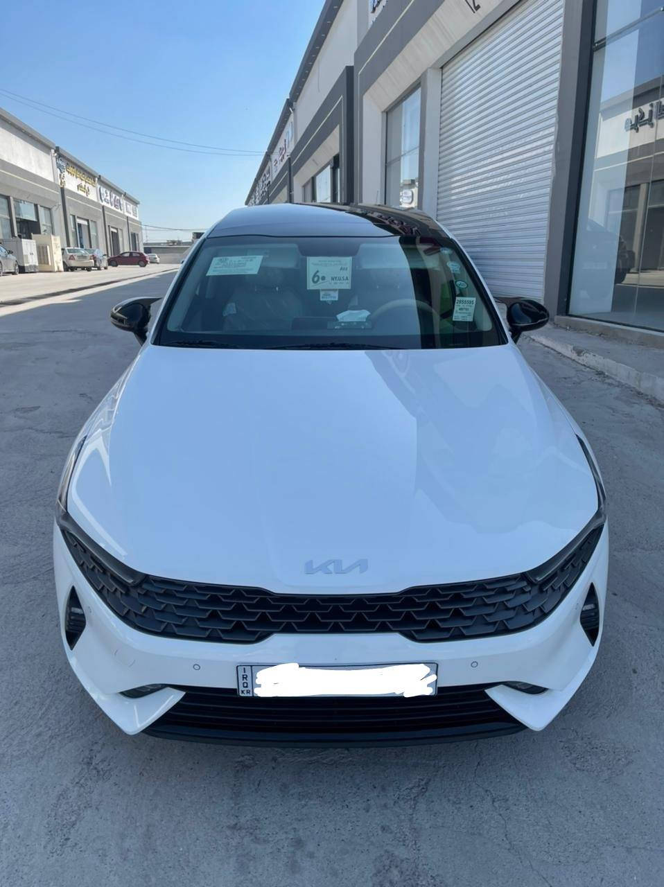 السلام عليكم
كي فايف خليجي 
موديل ٢٠٢٣
رقم شمالي 
سنويه جديد
هزه جديد
شرط التحويل 
السياره مكفوله من ضرر وصبغ
ماشيه 32 كيلو متر 
المواصفات 
كشنات جلد 
كشن كهرباء 
كشنات تدفئه
بانوراما 
لايتات ليد امامي 
حساس امامي 
حساس خلفي 
رادار جانبي 
اشاير بل مري 
قطعتين تبريد 
وباقي المواصفات المعروفه 
.
العنوان الموصل 
لمعرفه السعر الاتصال على الرقم 
***********
***********
