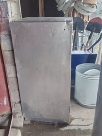 وبركاته اخواني العزا ز عندي دولاب البيع والشراء يجي خاص بيع مستعجل رقم...