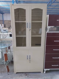 للبيع • اغراض • بنات